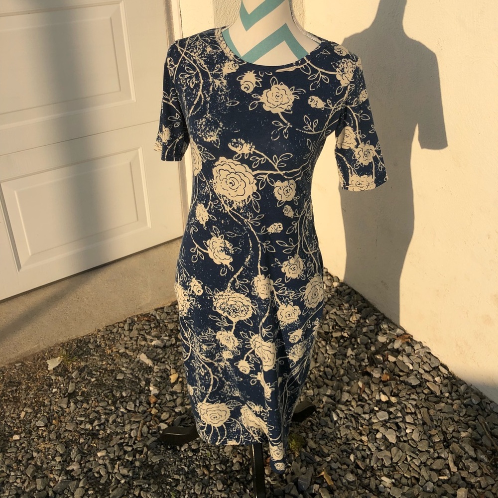 Unicorn 🦄 roses lularoe Julia